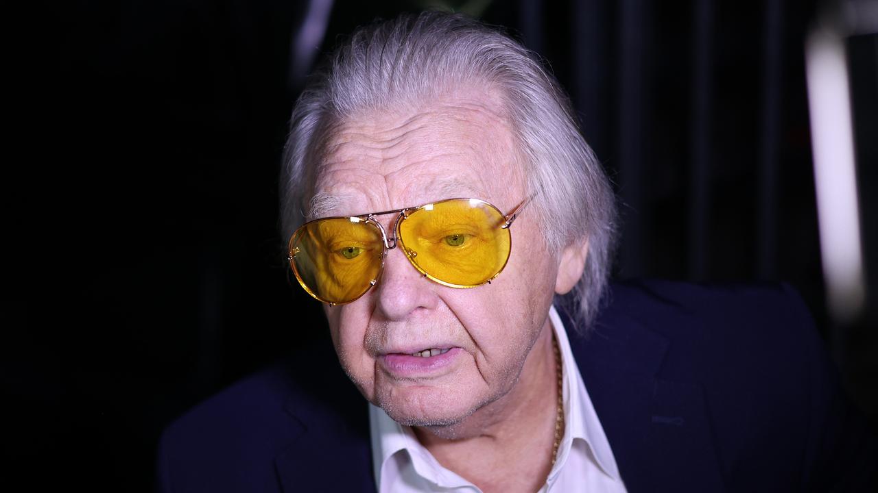 ja-pravoslavnyj-chelovek-pevec-jurij-antonov-ne-podderzhivaet-prazdnovanie-hjellouina.jpg «Я православный человек»: певец Юрий Антонов не поддерживает празднование Хэллоуина в России