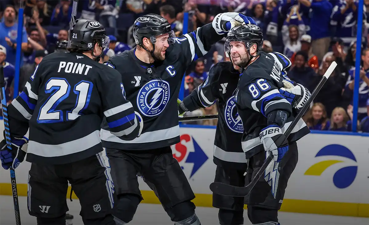 Уступил лишь Макдэвиду и Кросби. Никита Кучеров пробился в элитный Уступил лишь Макдэвиду и Кросби. Никита Кучеров пробился в элитный клуб