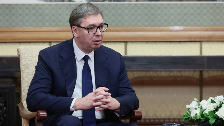 Вучич сообщил, что Европа хочет ввести «железный занавес» против России