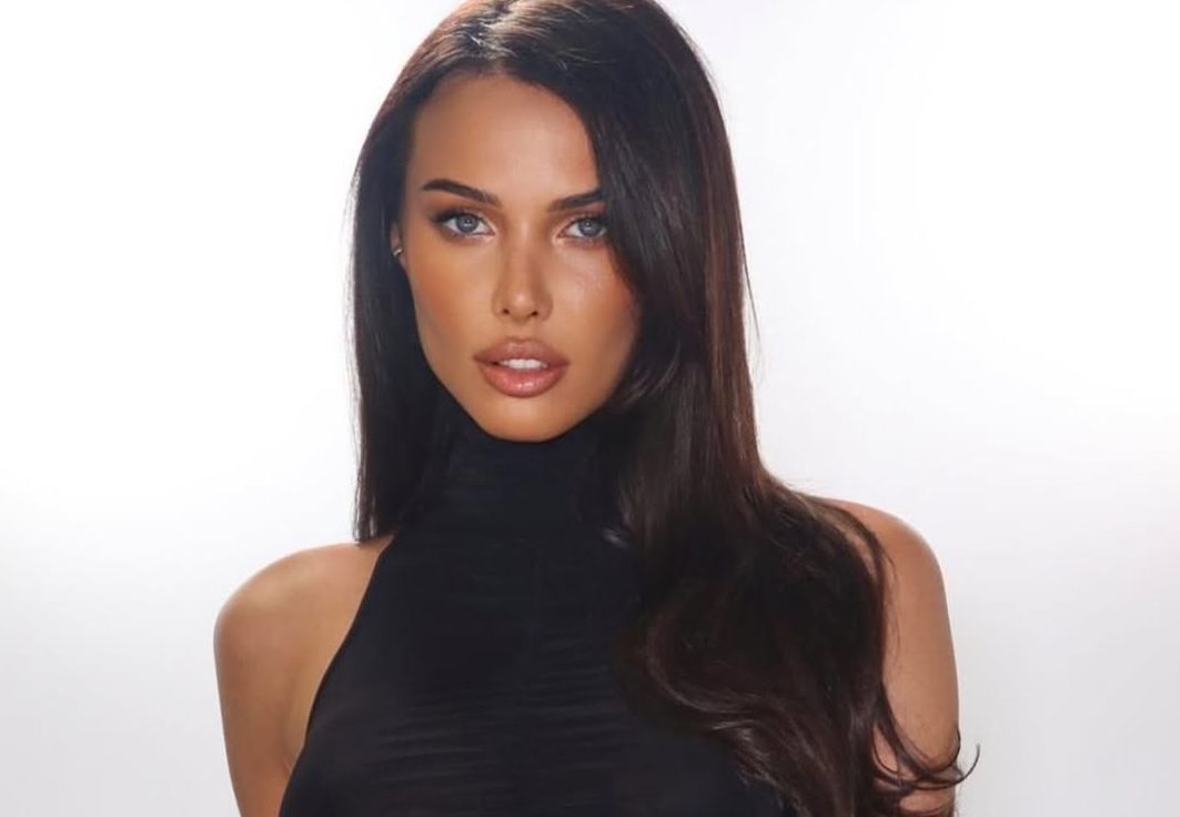 Анастасия Решетова сменила имидж для новой фотосессии Анастасия Решетова сменила имидж для новой фотосессии