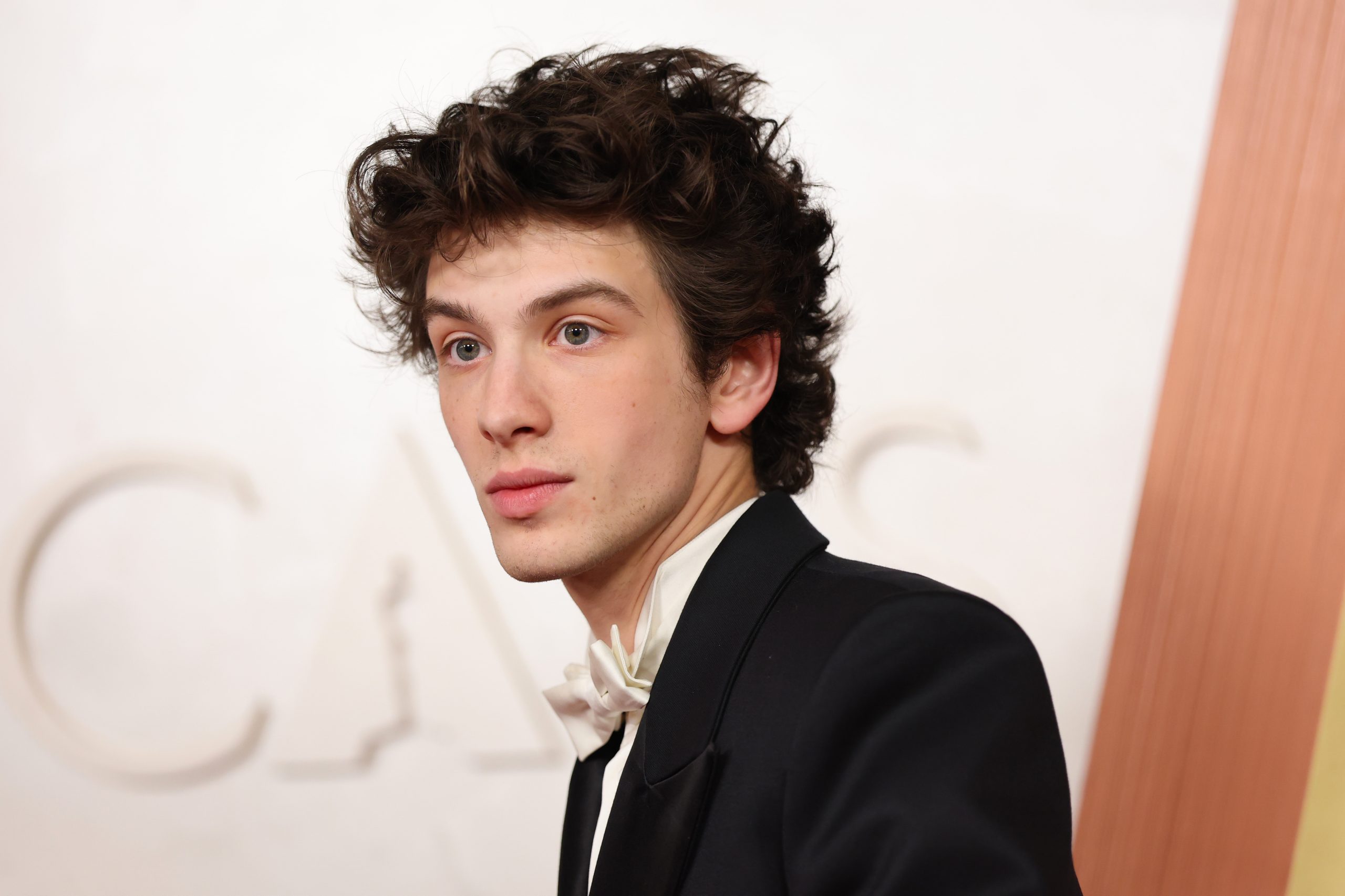 Съемки второго сезона «Мистера и миссис Смит» с Марком Эйдельштейном Съемки второго сезона «Мистера и миссис Смит» с Марком Эйдельштейном приостановлены