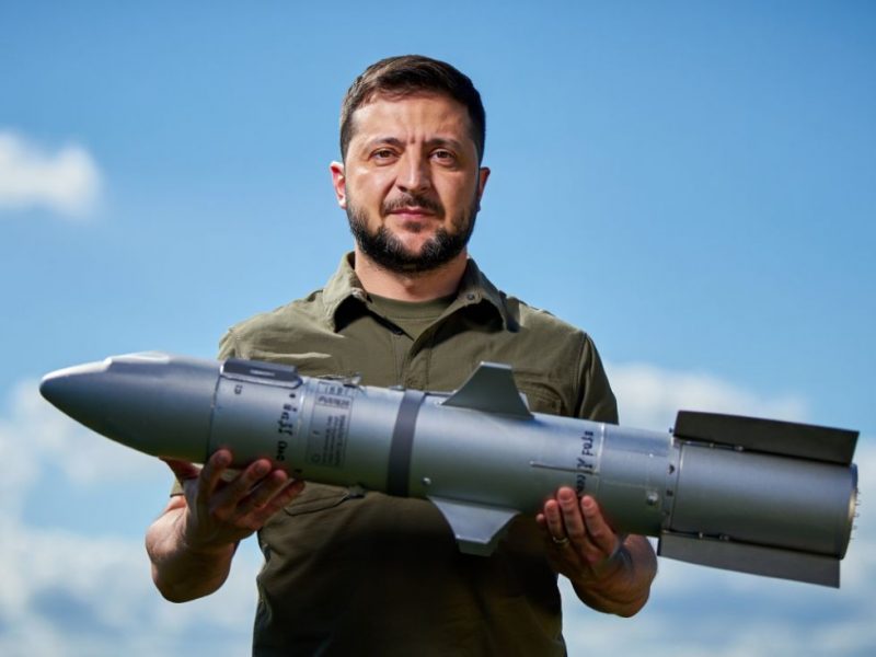 Новости СВО: Британия тайно завозит в Киев Storm Shadow, пока Новости СВО: Британия тайно завозит в Киев Storm Shadow, пока Украина хоронит проект «Фламинго»