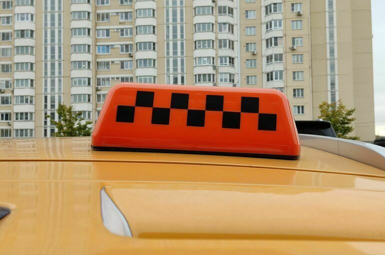 Для нелегальных таксистов предложили разработать систему штрафов Для нелегальных таксистов предложили разработать систему штрафов