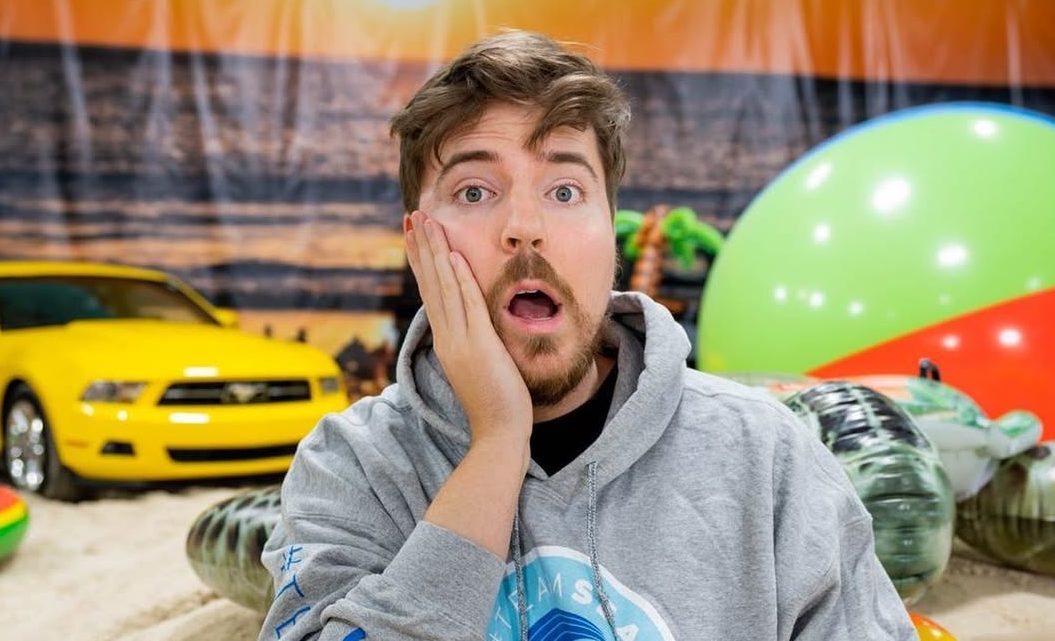 MrBeast стал первым YouTube-блогером, набравшим 400 млн подписчиков MrBeast стал первым YouTube-блогером, набравшим 400 млн подписчиков