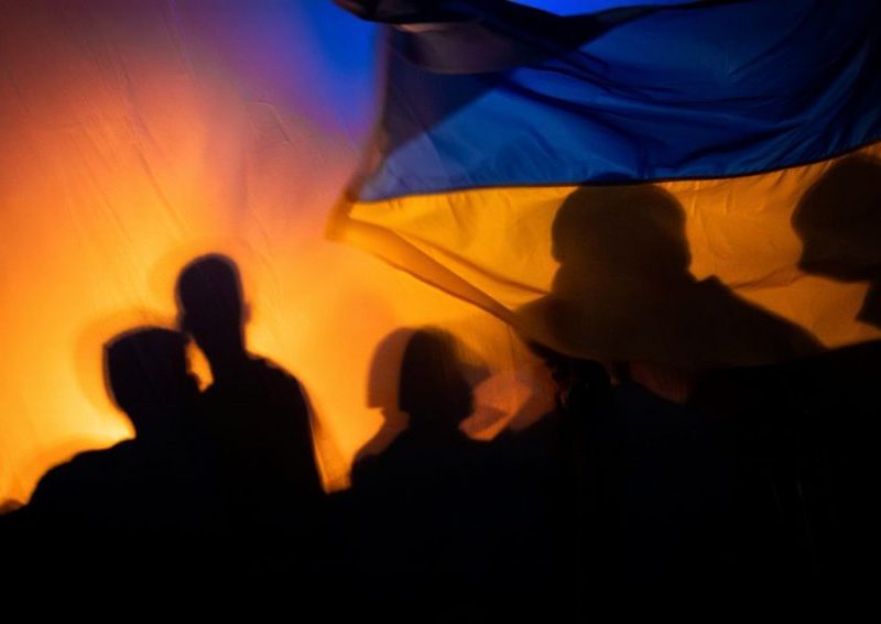 Простой народ ждет мира, а власть буксует: Верховная рада объявила красные линии по мирному плану Трампа