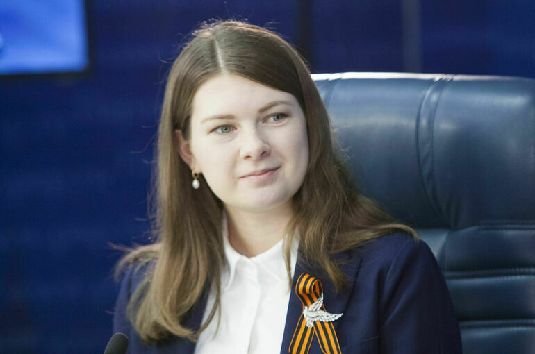 Депутат Занко предлагает Общественной палате обучать НКО традиционным ценностям Депутат Занко предлагает Общественной палате обучать НКО традиционным ценностям