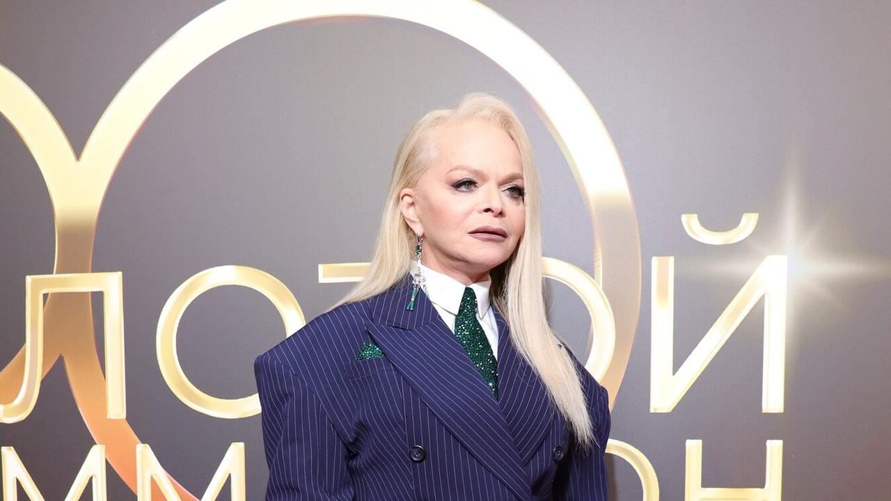 dva-lichnyh-voditelja-kvartiry-v-latvii-ip-raskryty-podrobnosti-o.jpg Два личных водителя, квартиры в Латвии, ИП: раскрыты подробности о недвижимости и бизнесе Ларисы Долиной