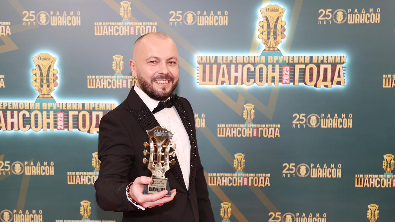 ja-korju-sebja-za-jeto-jaroslav-sumishevskij-rasskazal-kak-izmenilas.jpg «Я корю себя за это»: Ярослав Сумишевский рассказал, как изменилась его жизнь после гибели жены