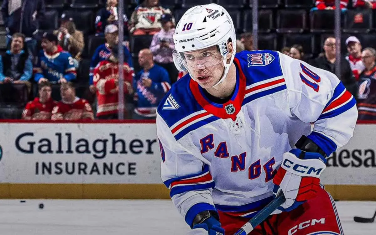 Лысый Хлебушек. Панарин сбрил шевелюру и разразился долгожданными очками Лысый Хлебушек. Панарин сбрил шевелюру и разразился долгожданными очками