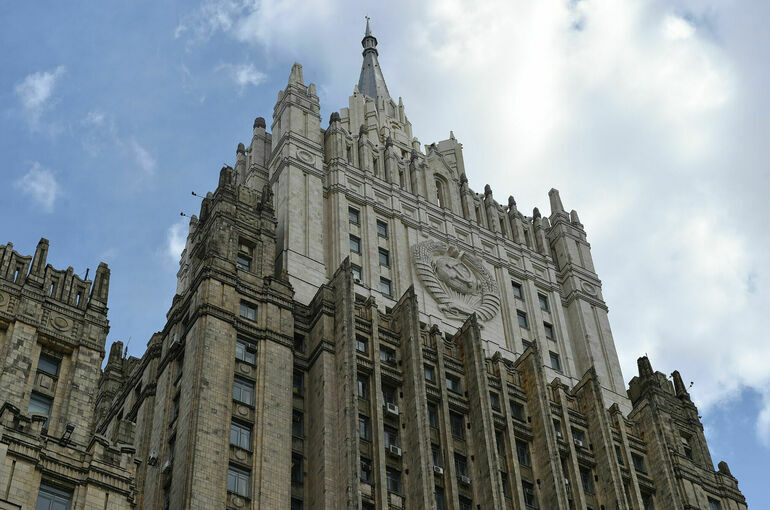 МИД: Международный олимпийский комитет растоптал принцип «спорт вне политики» МИД: Международный олимпийский комитет растоптал принцип «спорт вне политики»