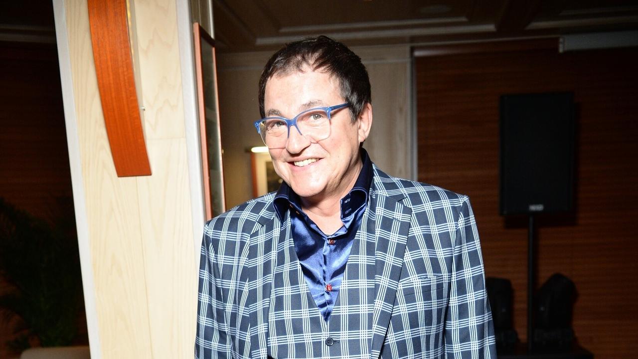 otmetil-den-rozhdenija-v-zakrytom-formate-dmitrij-dibrov-uletel-iz.jpg Отметил день рождения в закрытом формате: Дмитрий Дибров улетел из России после скандала с откровенным видео