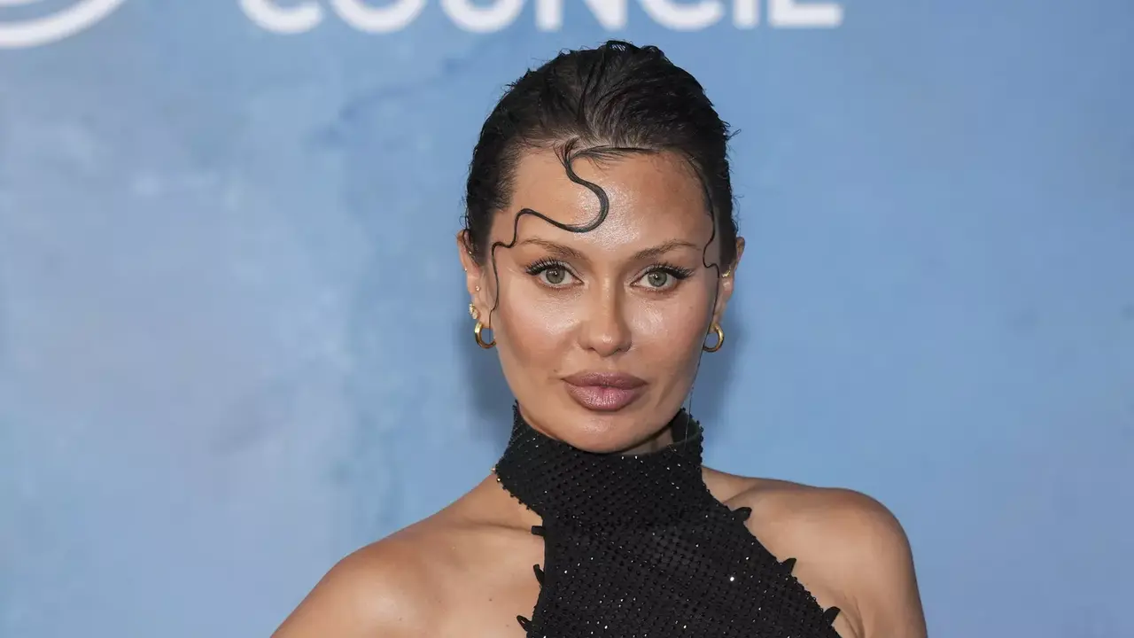 pozor-i-styd-viktorija-bonja-vyskazalas-o-pojavlenii-julii-baranovskoj.webp.webp «Позор и стыд!»: Виктория Боня высказалась о появлении Юлии Барановской на «Золотом Граммофоне»