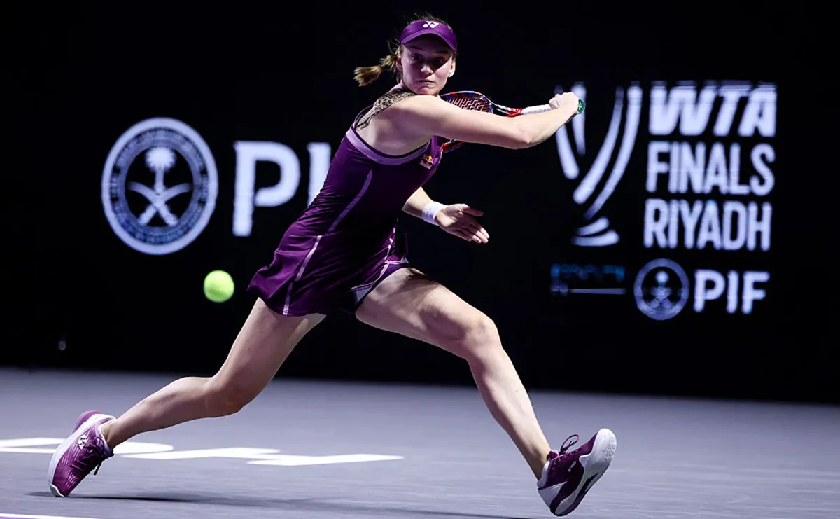 Прогноз на матч Соболенко – Рыбакина. Кто из звёзд WTA Прогноз на матч Соболенко – Рыбакина. Кто из звёзд WTA впервые выиграет Итоговый турнир?