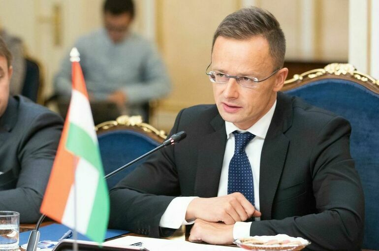 Сийярто призвал Евросоюз отказаться от финансирования Украины Сийярто призвал Евросоюз отказаться от финансирования Украины