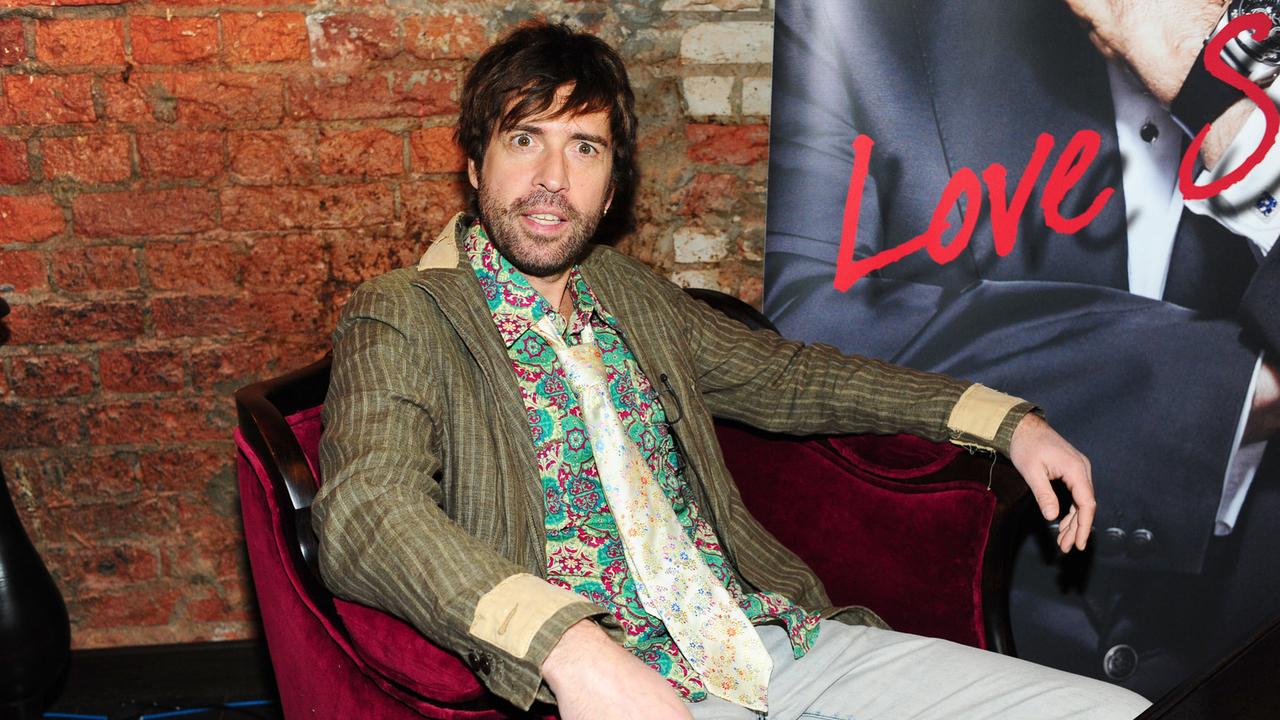 sobiravshego-dengi-na-nuzhdy-vsu-pevca-pokrovskogo-mogut-priznat-jekstremistom.jpg Собиравшего деньги на нужды ВСУ певца Покровского* могут признать экстремистом