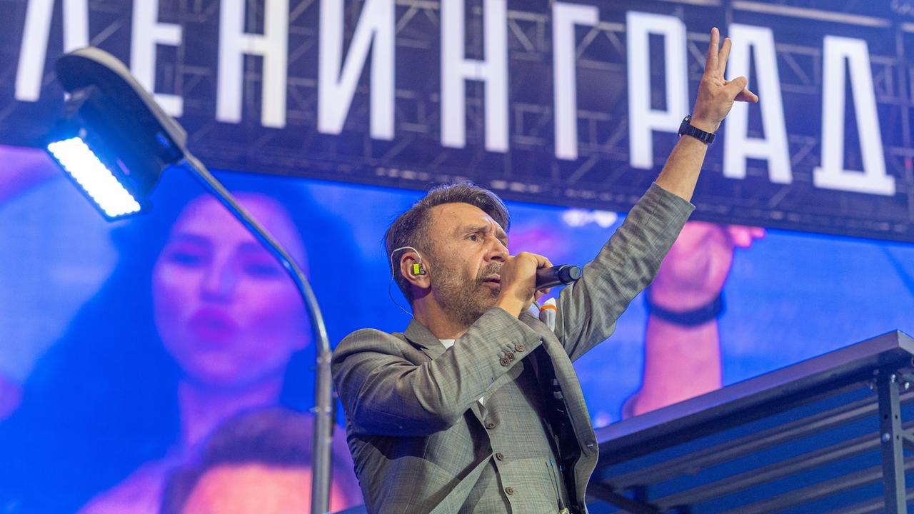 sud-otmenil-shtraf-organizatoru-majskih-koncertov-leningrada-v-novosibirske.jpg Суд отменил штраф организатору майских концертов «Ленинграда» в Новосибирске