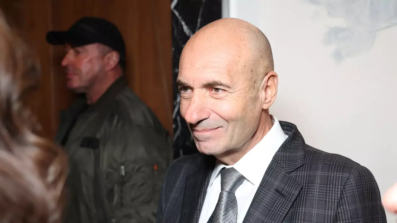 suditsja-jeto-smeshno-dlja-menja-krutoj-vpervye-otreagiroval-na.webp.webp «Судиться — это смешно для меня»: Крутой впервые отреагировал на новости, что запретил Орбакайте исполнять его песни