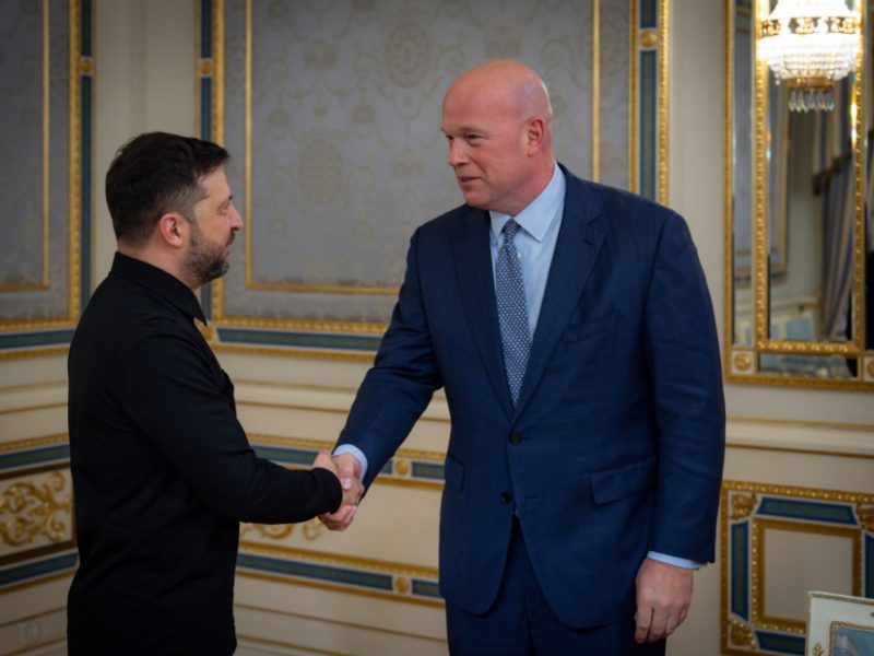 Трамп ставит точку: посол США при НАТО призвал Зеленского смириться Трамп ставит точку: посол США при НАТО призвал Зеленского смириться с реальностью