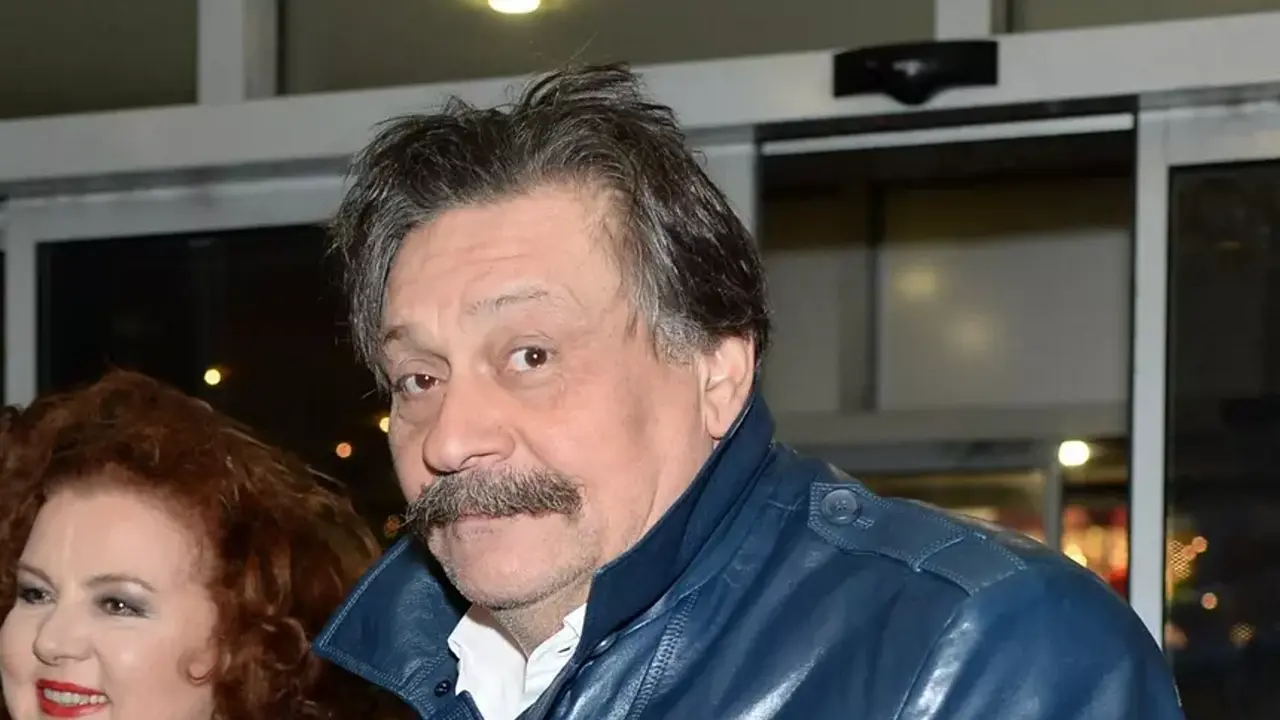 uehavshij-akter-nazarov-ostavil-v-rf-komnatu-v-kvartire-kuda.webp.webp Уехавший актер Назаров оставил в РФ комнату в квартире, куда планирует вернуться