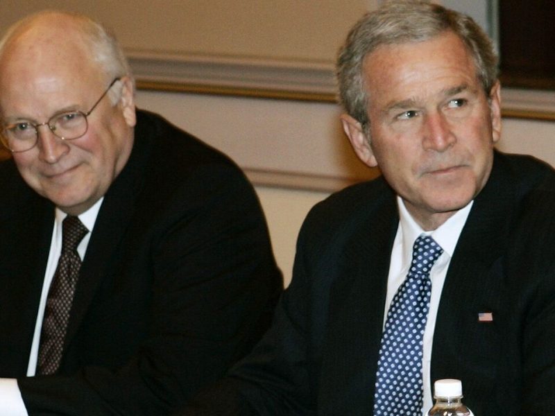 В США скончался бывший вице-президент Дик Чейни - правая рука В США скончался бывший вице-президент Дик Чейни - правая рука Джорджа Буша и архитектор вторжения в Ирак