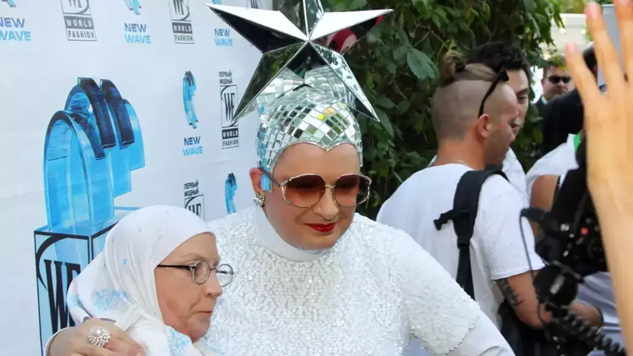 voronezhca-oshtrafovali-na-50-tys-rublej-za-tancy-pod-pesni.webp.webp Воронежца оштрафовали на 50 тыс. рублей за танцы под песни Верки Сердючки