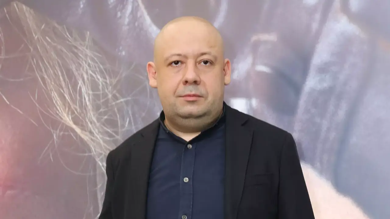 vse-byvaet-u-muzhchin-rezhisser-aleksej-german-mladshij-vstal-na-zashhitu-oskandalivshegosja-dibrova.webp.webp «Все бывает у мужчин»: режиссер Алексей Герман-младший встал на защиту оскандалившегося Диброва