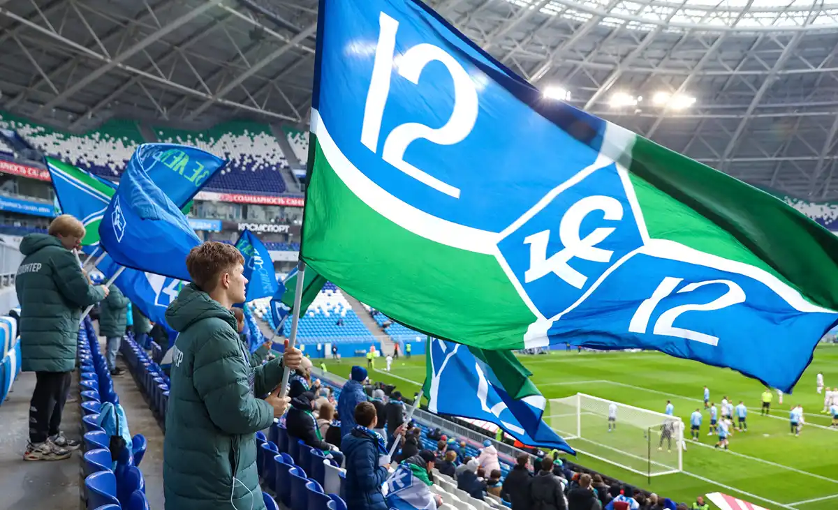 По рублю с «Госуслуг». Фанаты решили погасить долг «Крыльев» самостоятельно По рублю с «Госуслуг». Фанаты решили погасить долг «Крыльев» самостоятельно