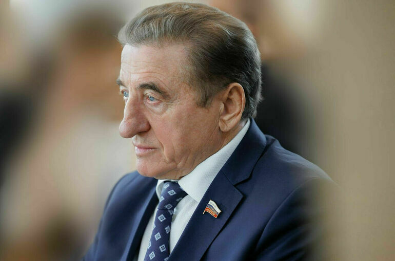 Сенатор Лукин рассказал, как решить проблему изношенности лифтов Сенатор Лукин рассказал, как решить проблему изношенности лифтов