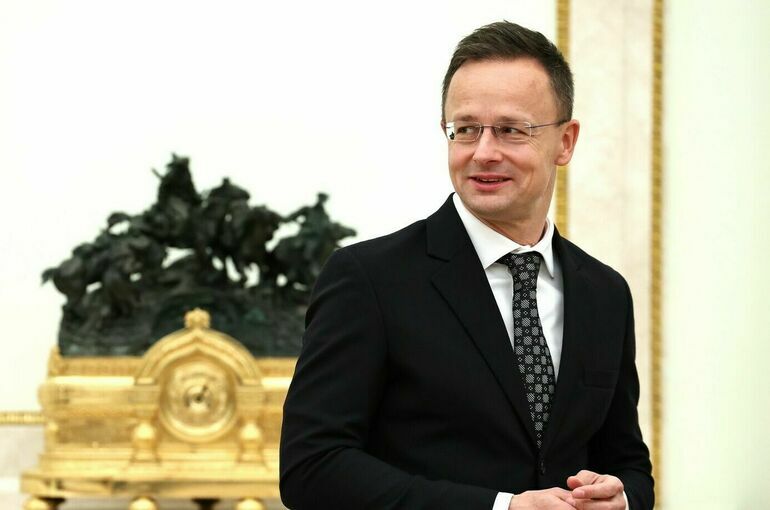 Сийярто: Венгрия оспорит в суде запрет Евросоюза на поставки газа из России