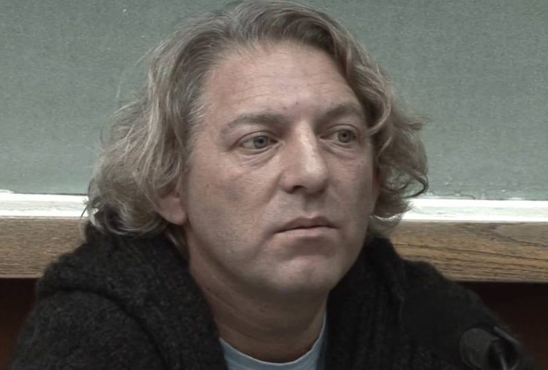 Скончался ведущий «Вечернего Урганта» и продюсер Александр Олейников Скончался ведущий «Вечернего Урганта» и продюсер Александр Олейников