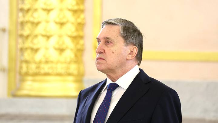 Ушаков: Кремль подтвердил встречу с делегациями США и Украины в Ушаков: Кремль подтвердил встречу с делегациями США и Украины в ОАЭ 23 января