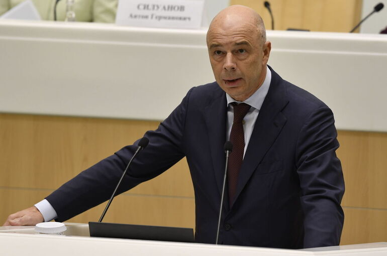 Силуанов: Доля нефтегазовых доходов России в 2026 году составит менее Силуанов: Доля нефтегазовых доходов России в 2026 году составит менее 20%