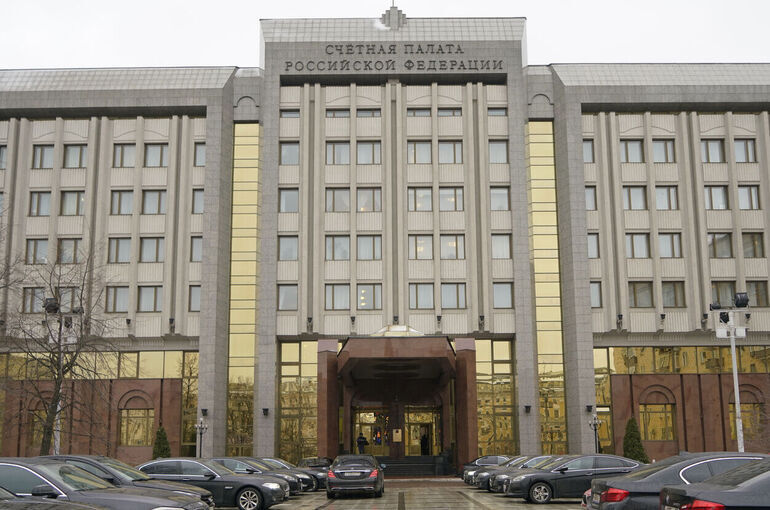 В Счетной палате нашли решение, как ускорить выдачу квартир детям-сиротам