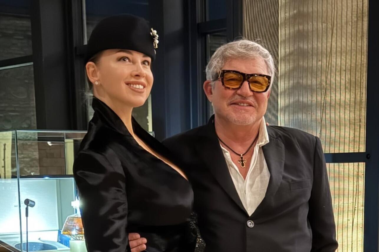 66-летний Дмитрий Дибров закрутил роман с подругой бывшей жены: как 66-летний Дмитрий Дибров закрутил роман с подругой бывшей жены: как отреагировала Полина