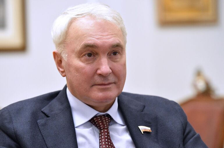 Депутат Картаполов: Европа страдает из-за приезжих с Украины Депутат Картаполов: Европа страдает из-за приезжих с Украины