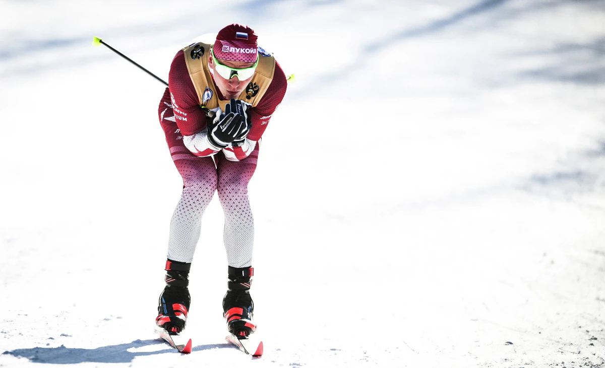Гонка на 15 км среди мужчин классикой на Кубке России Гонка на 15 км среди мужчин классикой на Кубке России по лыжам. Кто выйдет победителем?