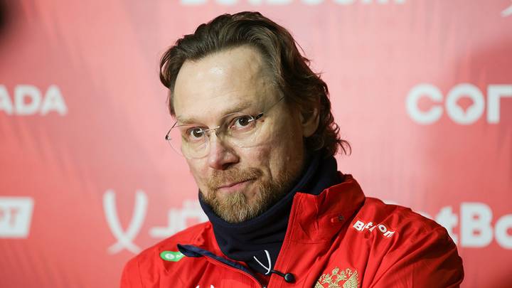 Карпин объяснил, почему не вызвал на товарищеские матчи Кривцова и Карпин объяснил, почему не вызвал на товарищеские матчи Кривцова и Соболева