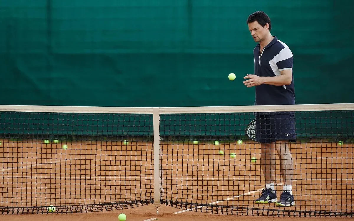 Козловский снова тренер. Что известно о грядущем сериале «Первая ракетка» Козловский снова тренер. Что известно о грядущем сериале «Первая ракетка»