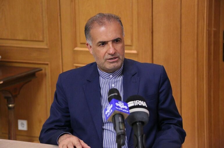 Посол Джалали прояснил позицию Ирана по вопросу судоходства через Ормузский Посол Джалали прояснил позицию Ирана по вопросу судоходства через Ормузский пролив