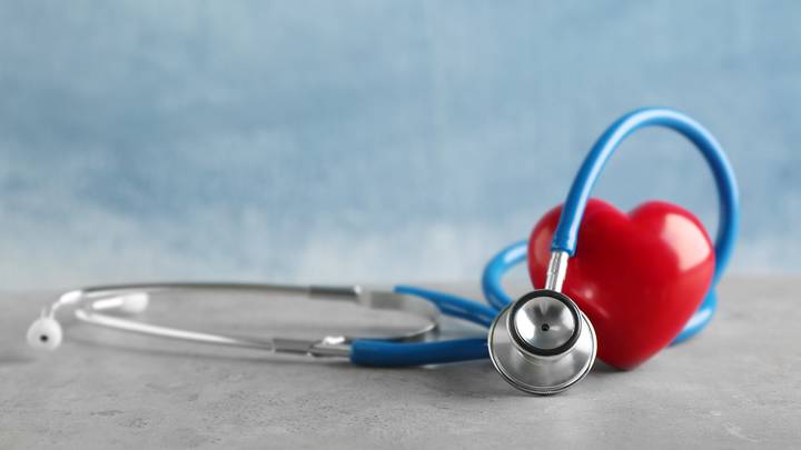 Россиян предупредили об опасном влиянии смены сезонов на сердце и сосуды