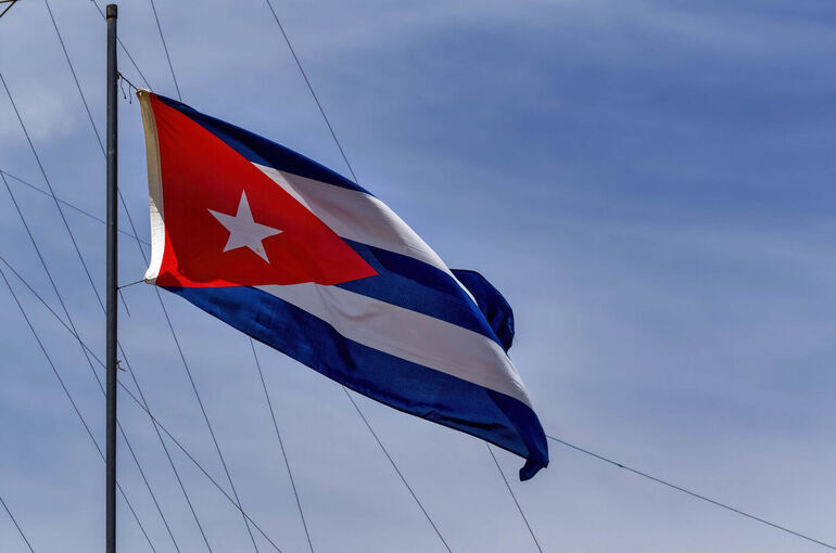 Российский танкер доставил 100 тысяч тонн нефти на Кубу Российский танкер доставил 100 тысяч тонн нефти на Кубу