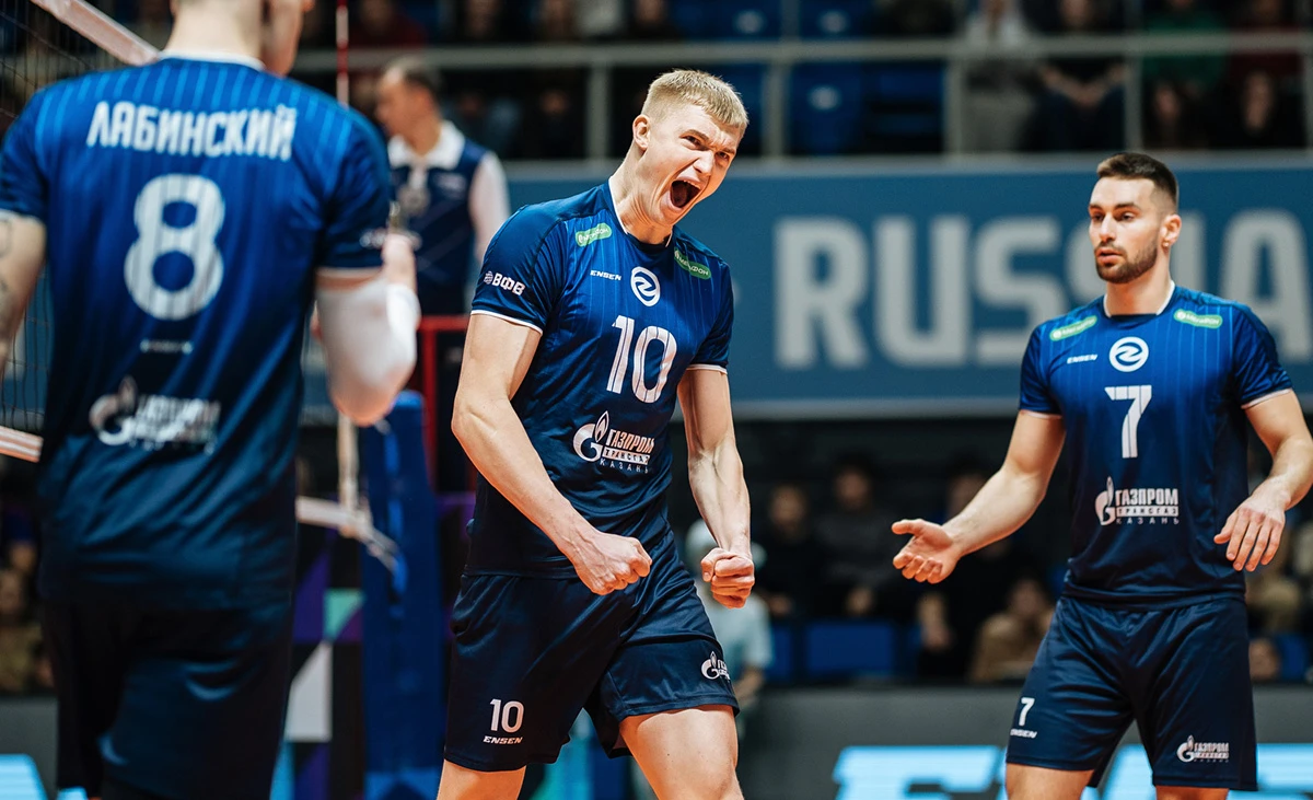 Суперлига переходит к решающей стадии. Кто остановит «Зенит-Казань» в борьбе Суперлига переходит к решающей стадии. Кто остановит «Зенит-Казань» в борьбе за титул?