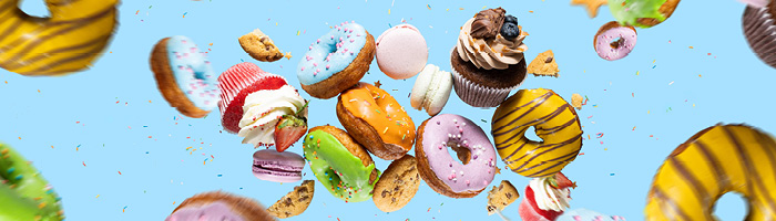 Ученые выяснили, почему люди не отказываются от лакомства, даже когда не голодны