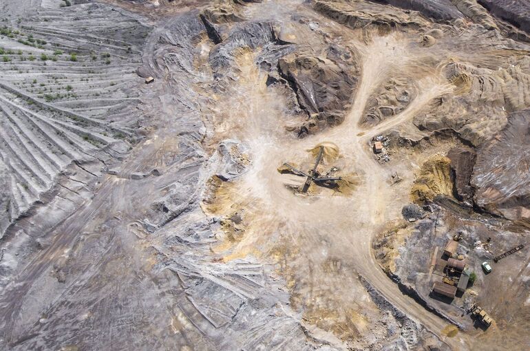 Лицензию на добычу песка и гравия для лесных дорог хотят Лицензию на добычу песка и гравия для лесных дорог хотят выдавать без торгов