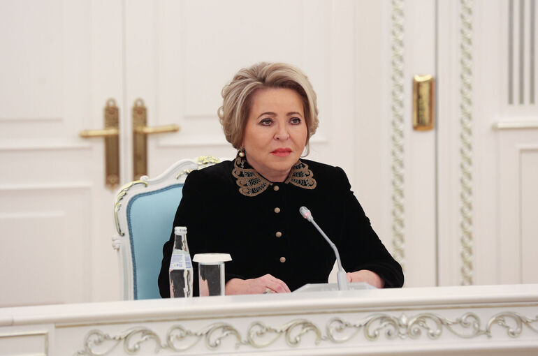 Матвиенко: Отношения России и Сенегала носят характер дружбы и взаимного Матвиенко: Отношения России и Сенегала носят характер дружбы и взаимного уважения