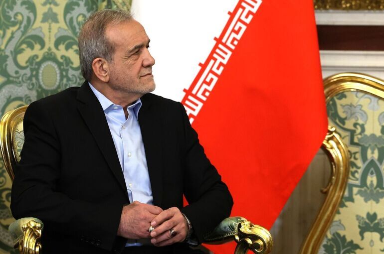 Пезешкиан выразил признательность Путину за принципиальную позицию РФ по Ирану Пезешкиан выразил признательность Путину за принципиальную позицию РФ по Ирану