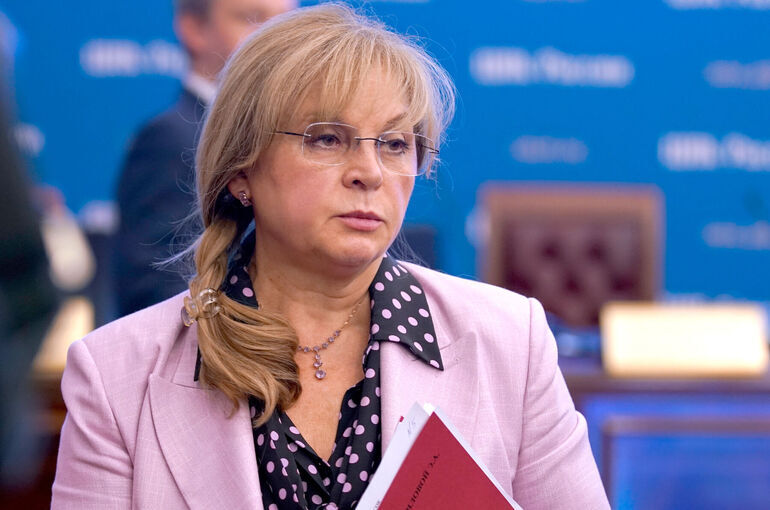 Путин проведет встречу с Памфиловой Путин проведет встречу с Памфиловой