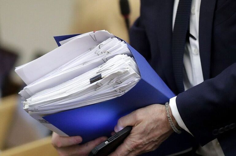 В Госдуму внесли законопроект о развитии института кредитных рейтингов В Госдуму внесли законопроект о развитии института кредитных рейтингов