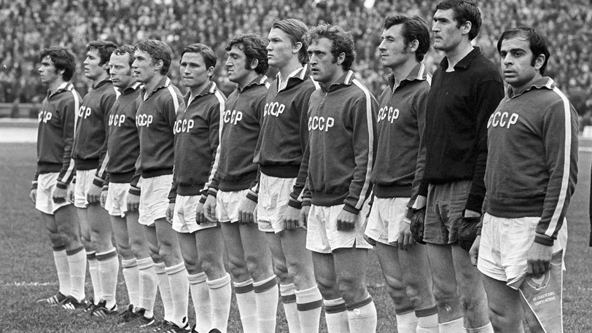 Сборная СССР не вышла на ЧМ-1974 из-за политики. Тёмная и Сборная СССР не вышла на ЧМ-1974 из-за политики. Тёмная и кровавая страница в истории ФИФА